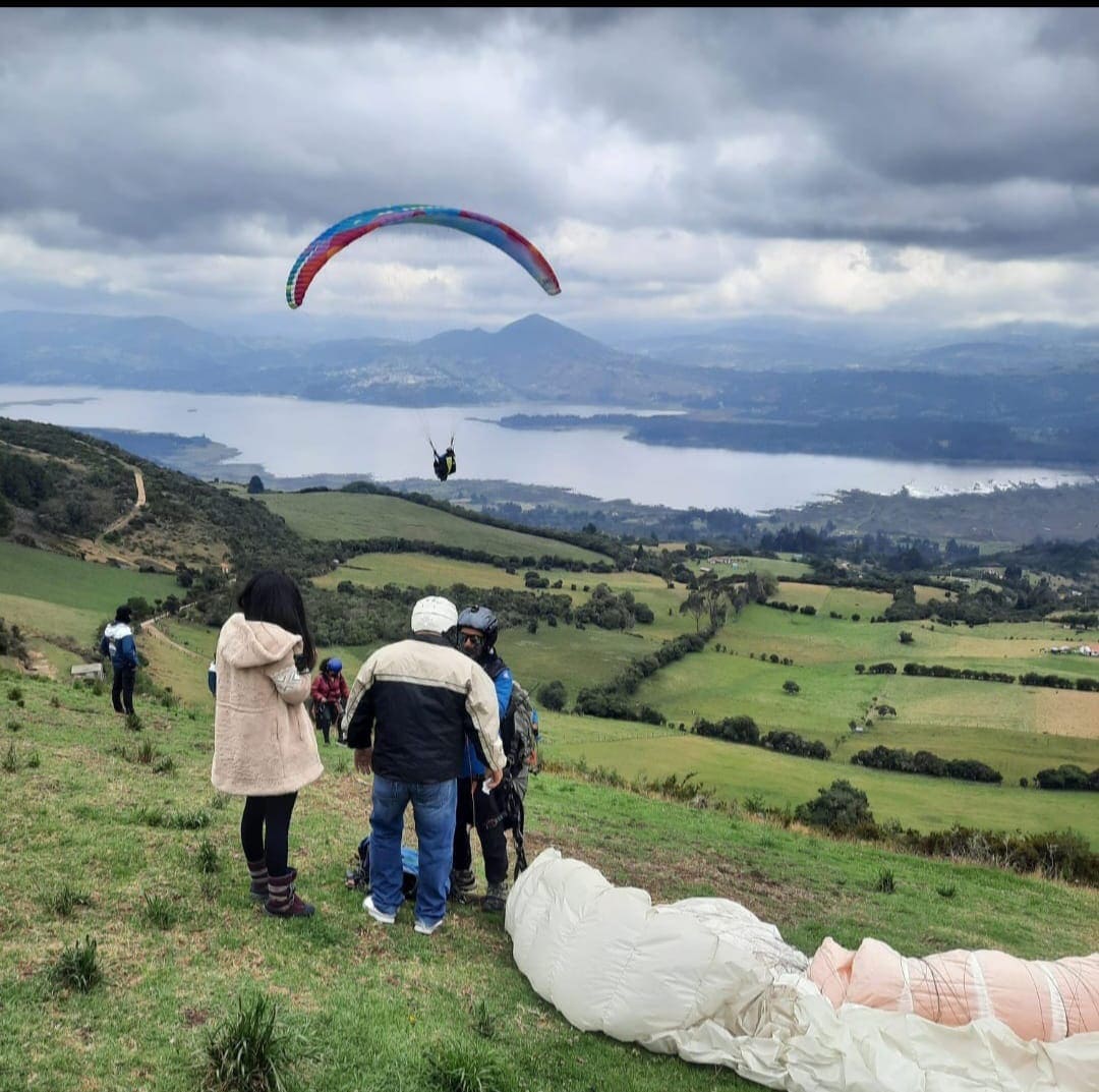 Parapente en guatavita 3